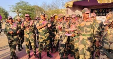 bsf-celebrated-holi-with-martyr-families-at-indo-pak-border