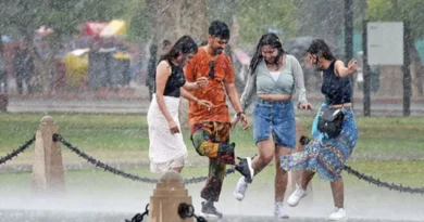 It has been raining since morning in Delhi: Delhiites have become 'weather',: The condition is likely to remain the same for the next 6 days;