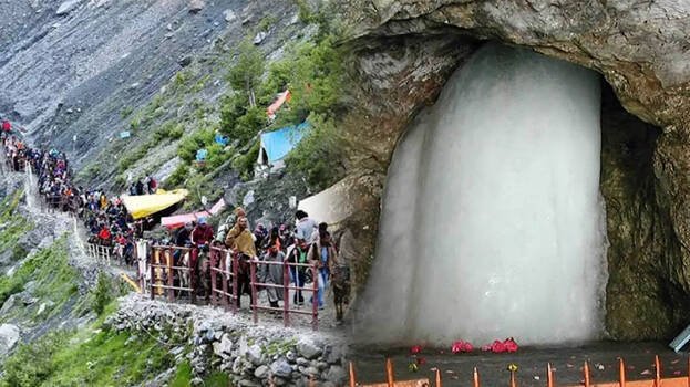 Amarnath Yatra temporarily suspended due to heavy rains